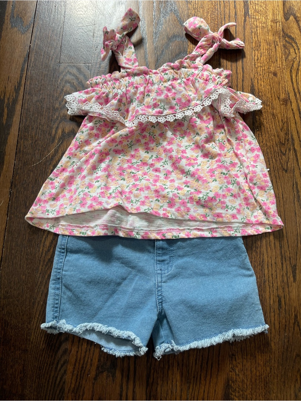 Jessica Simpson Pink Floral Ruffle Tank with Light Blue Denim Shorts Set size 5